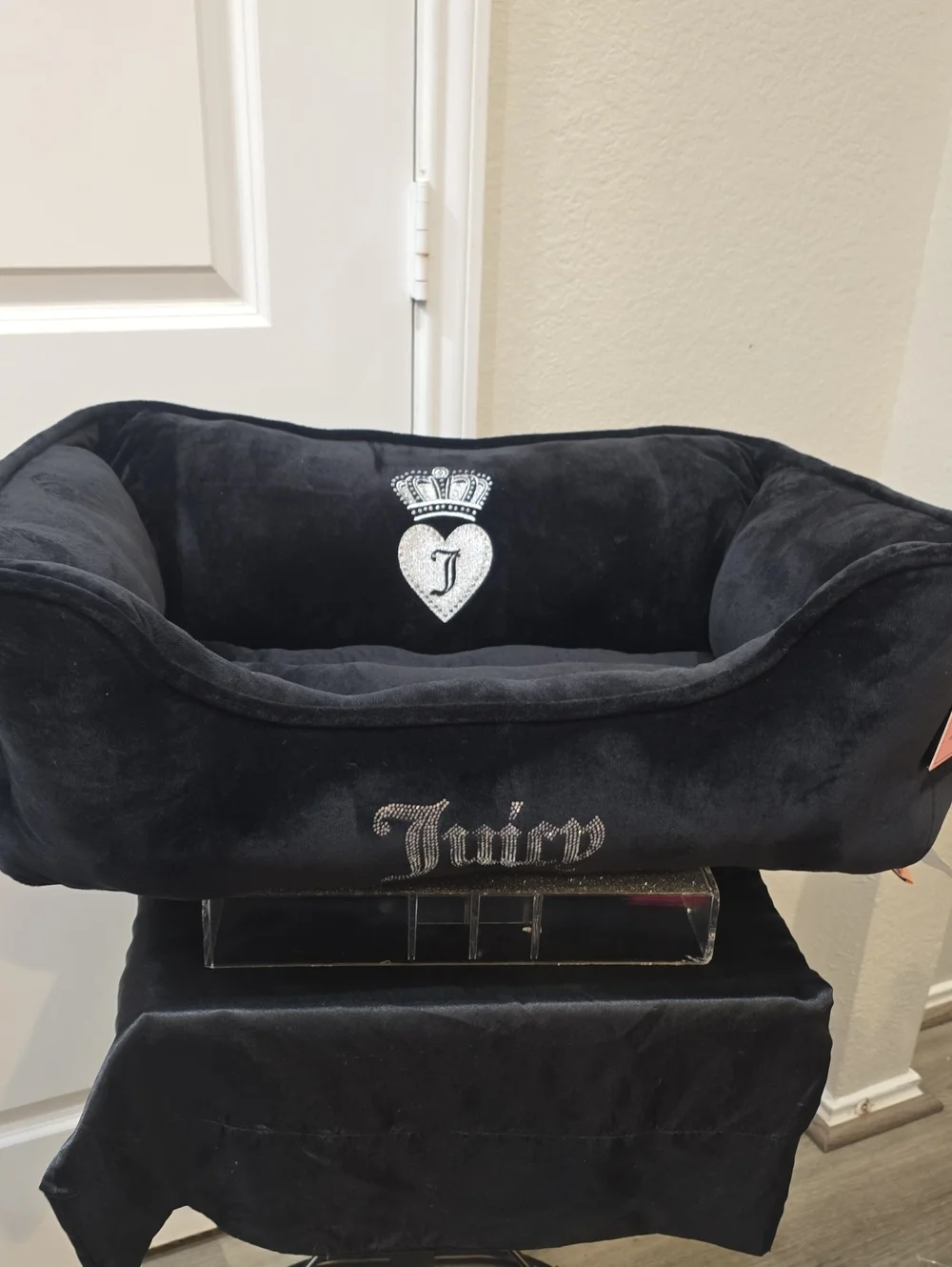 Juicy Couture Bling & Heart Crown Logo Plush Pet Lounger- Black